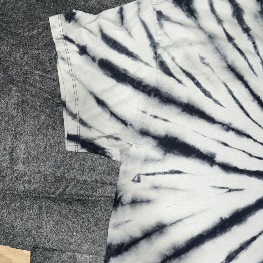 Large Men’s Levi’s Tie-Dye T-Shirt Black-And-White